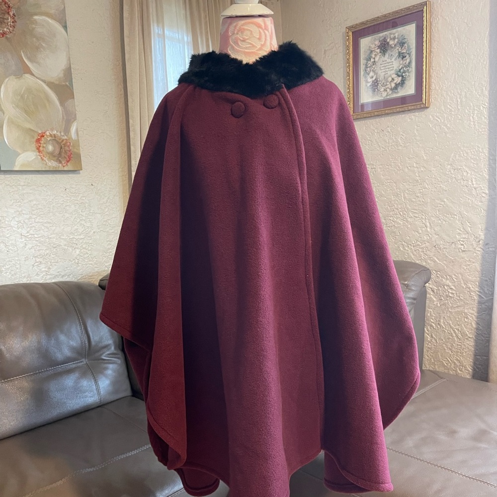 Liz Claiborne One Size Ponco